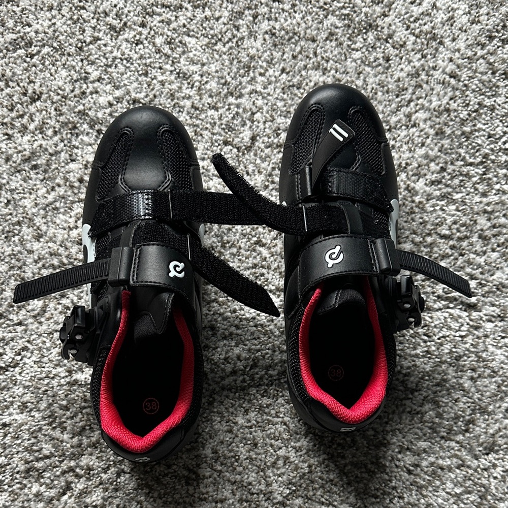 Kids Black Cycling Shoes